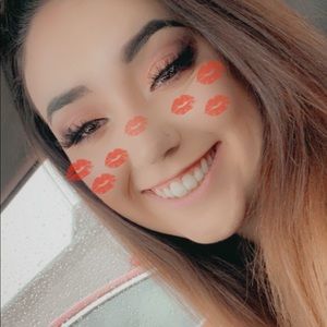 Meet your Posher, Candice